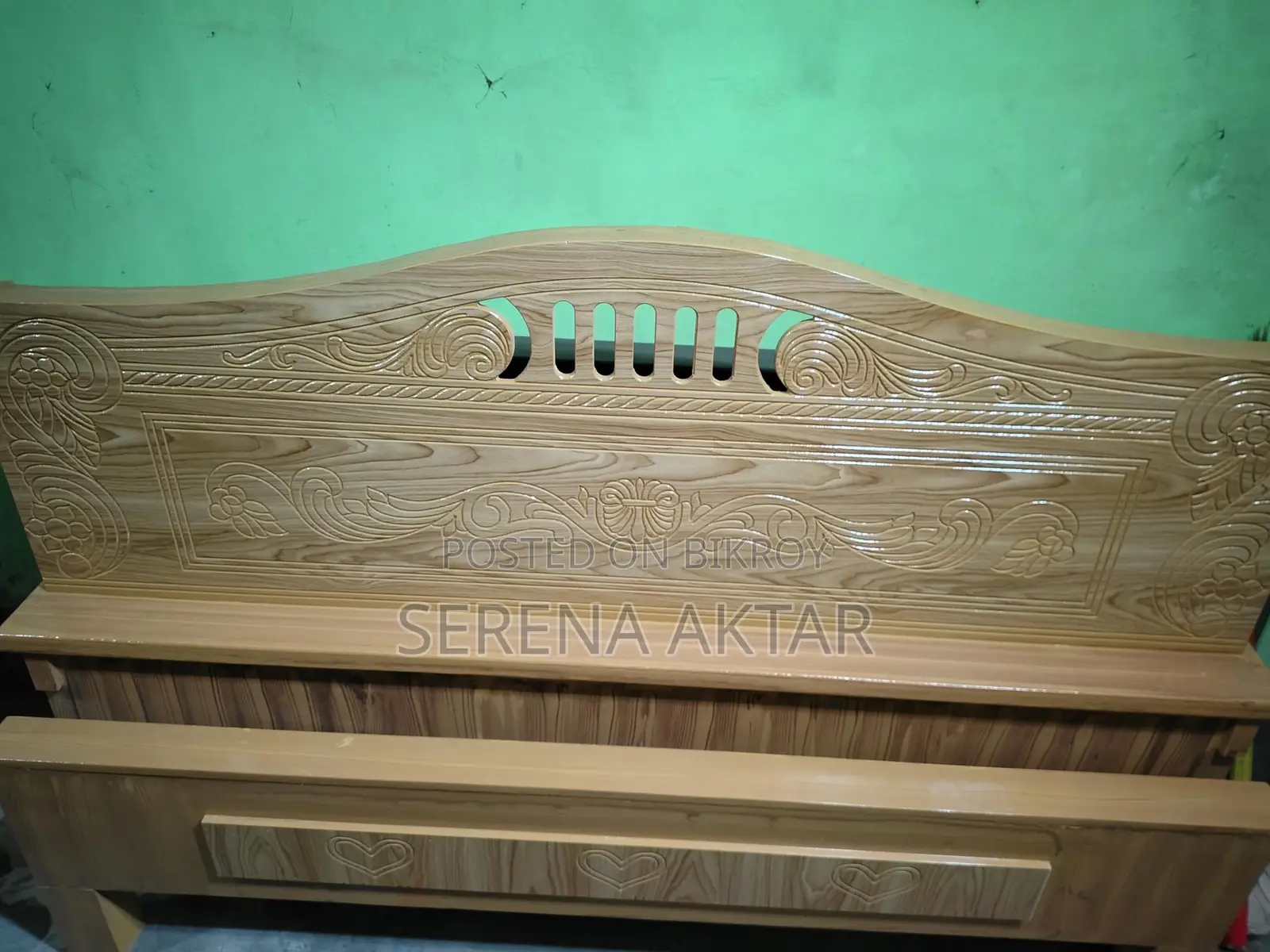 সেমি বক্স খাট