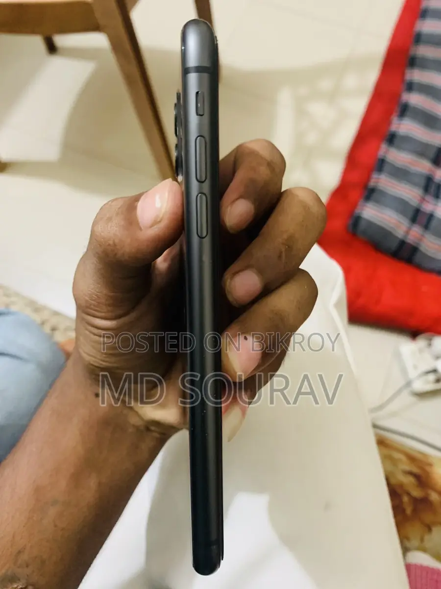 Apple iPhone 11 Fresh Condition (Used)