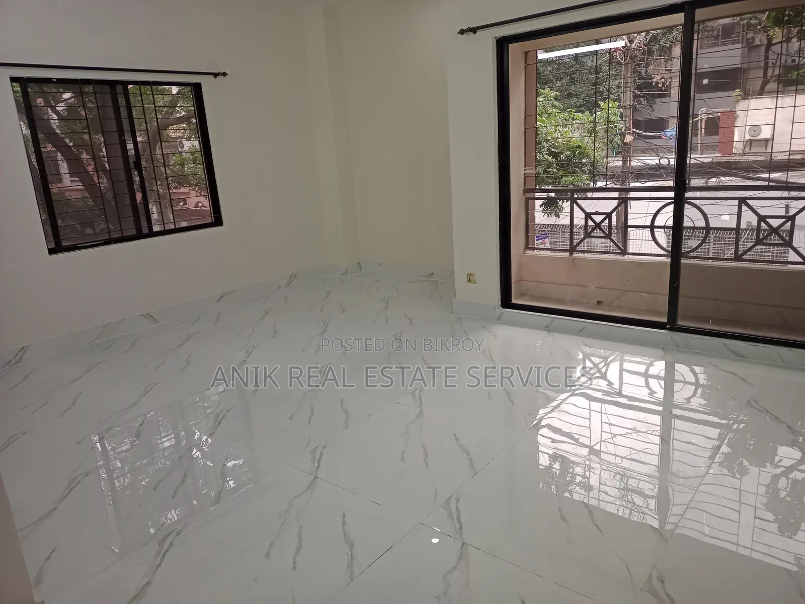 Good Quality 3 Bedroom Un Farnised Flat Rent At Gulshan 2