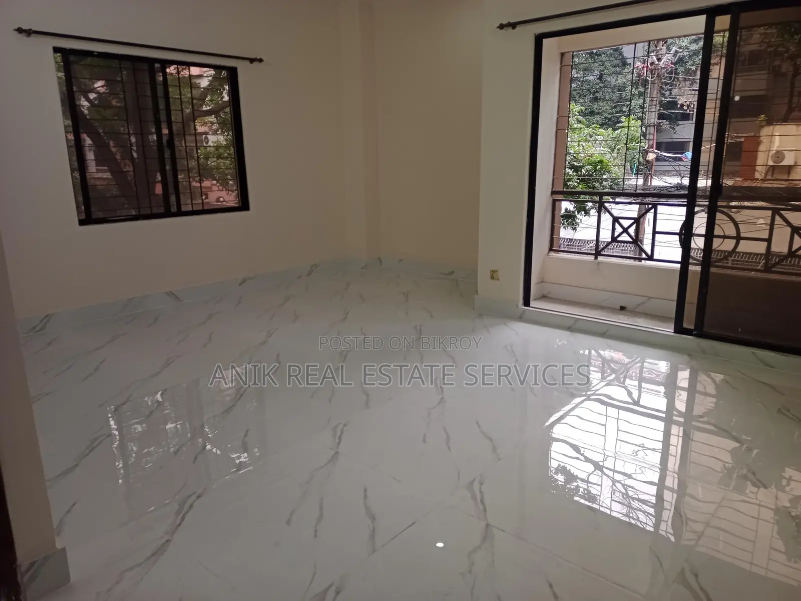 Good Quality 3 Bedroom Un Farnised Flat Rent At Gulshan 2