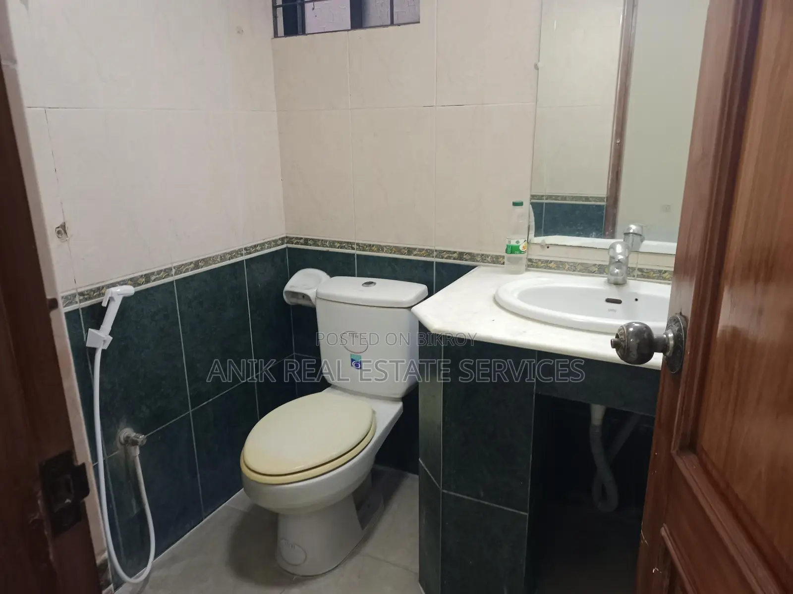 Good Quality 3 Bedroom Un Farnised Flat Rent At Gulshan 2