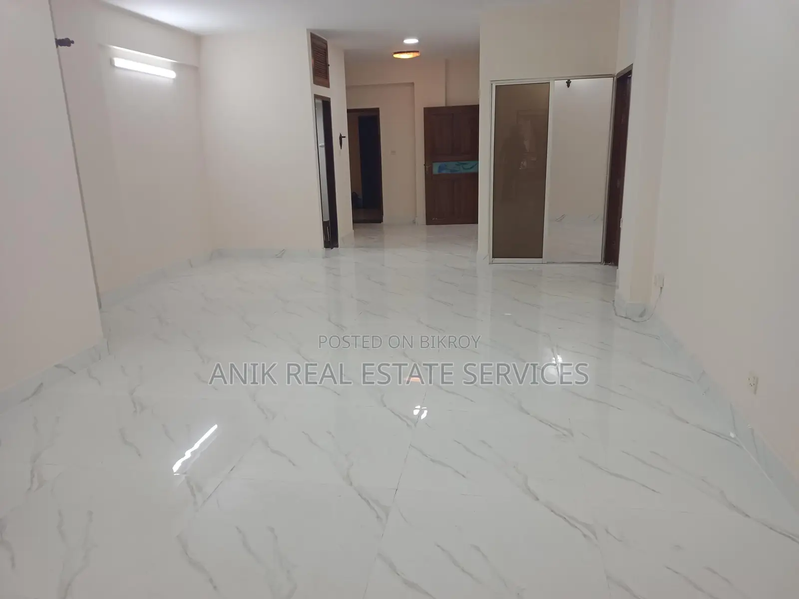 Good Quality 3 Bedroom Un Farnised Flat Rent At Gulshan 2