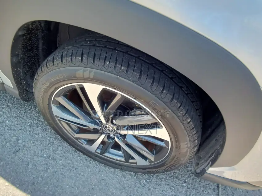 Toyota Corolla Cross Z Leather (Moonroof) 2022