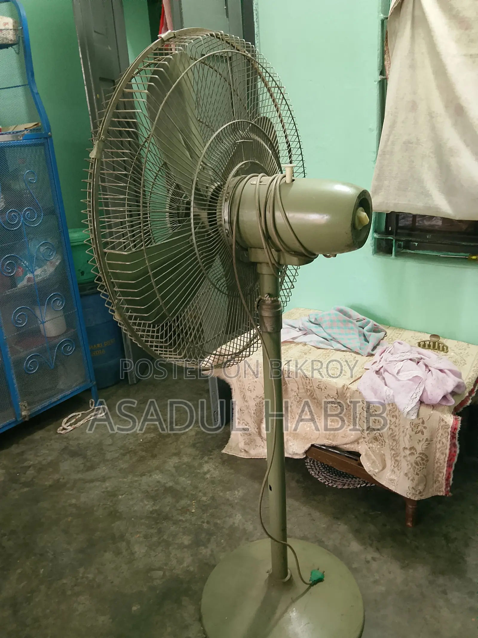 Pak Stand Fan