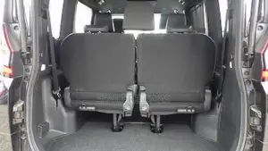 Toyota Noah X HYB 4.5 POINT 2022