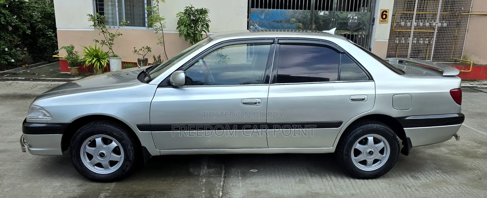 Toyota Carina Ti - 1500 CC 1998