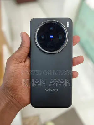 Vivo X200 (Used)