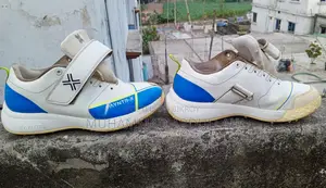 Cricket Shoes Sell-Post
