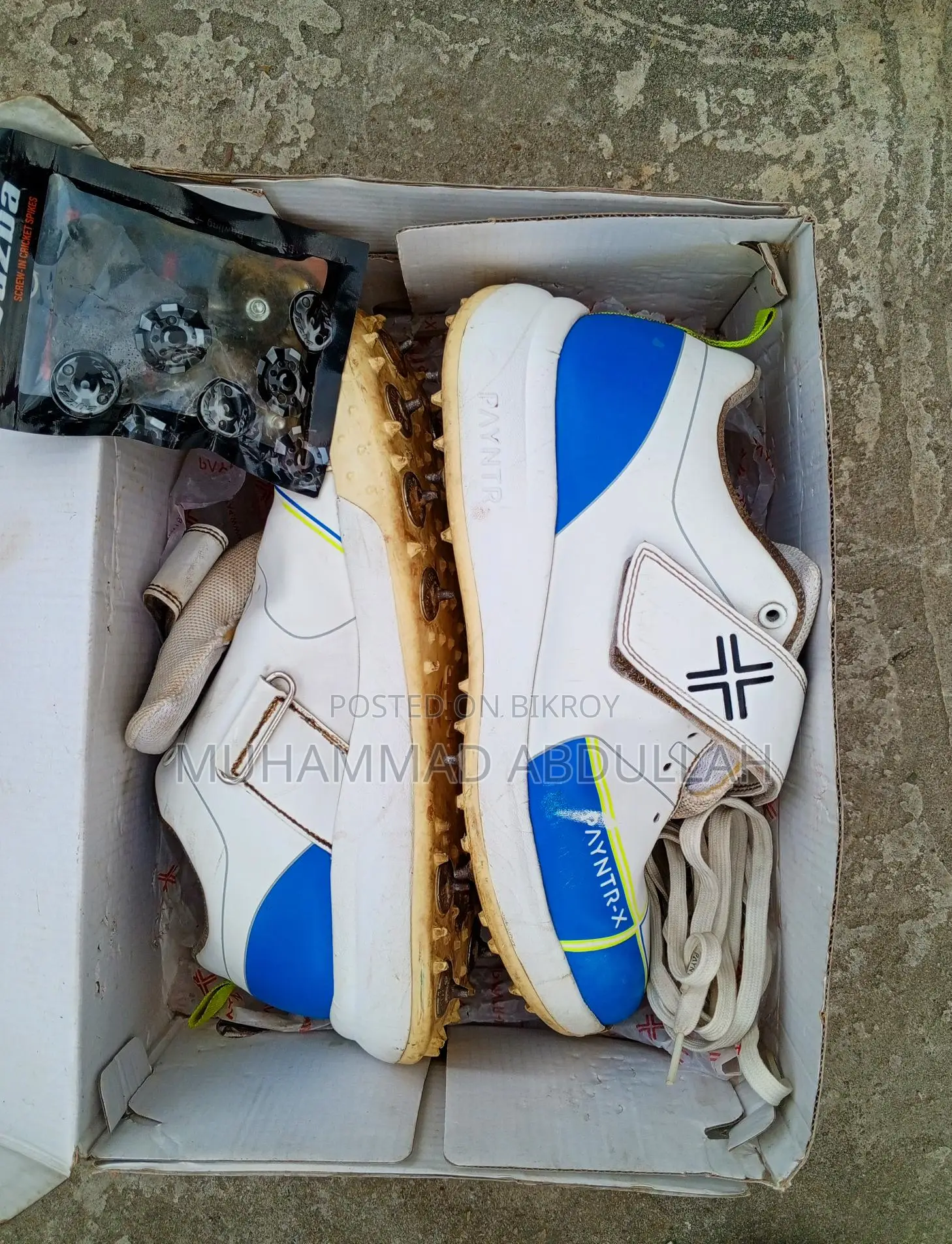 Cricket Shoes Sell-Post