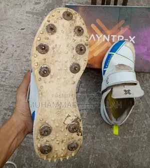 Cricket Shoes Sell-Post