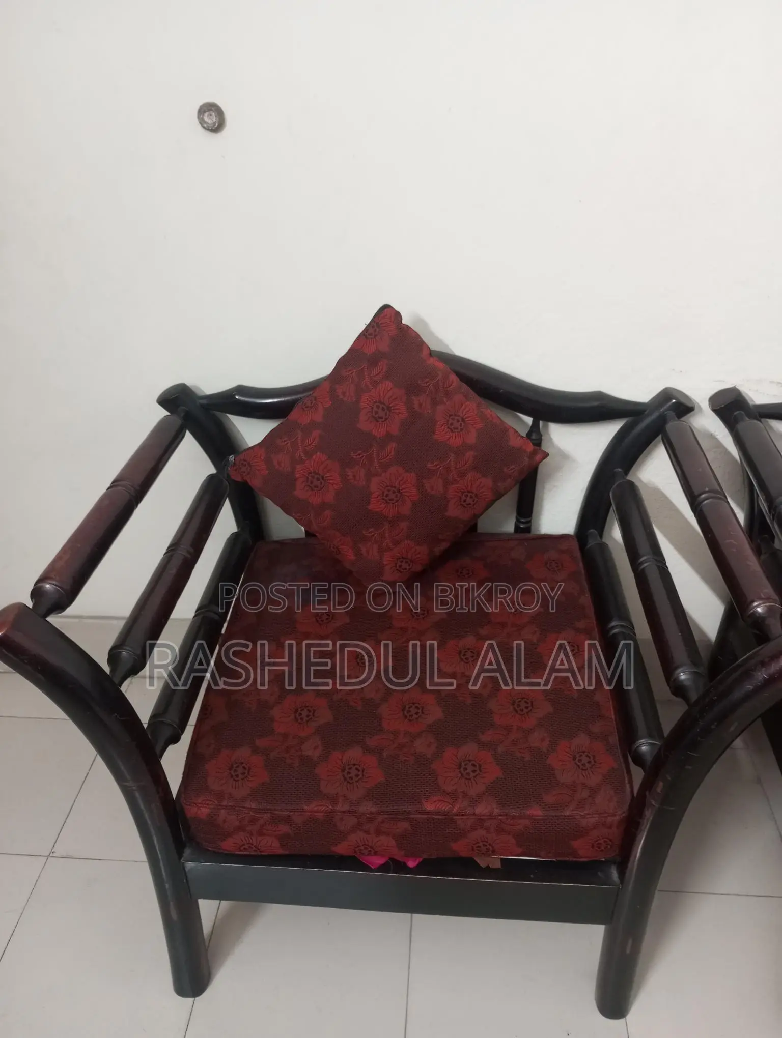 Exclusive Design Sofa 2+2+1