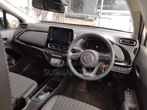 Toyota Aqua G PKG HYBRID 2021
