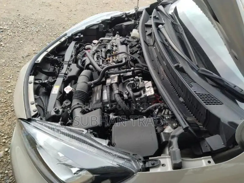 Toyota Aqua G PKG HYBRID 2021