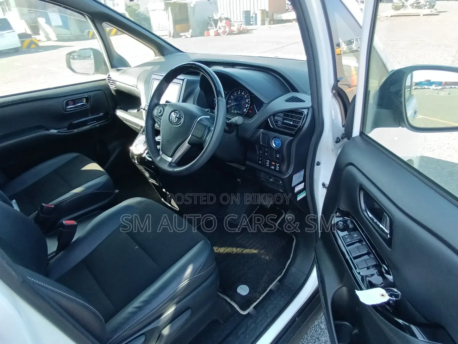 Toyota Noah Hybrid SIWXB Pearl 2021