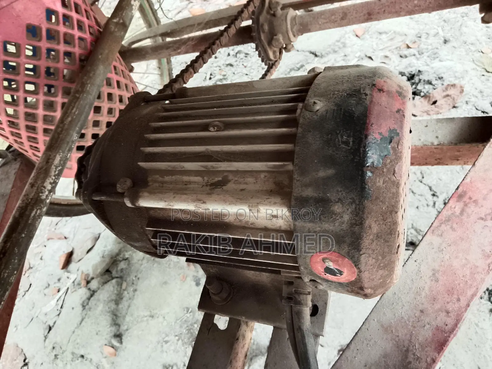 Vehicle without battery, only the vehicle