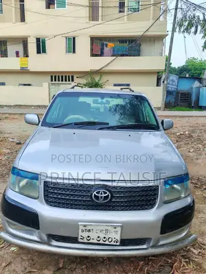 Toyota Succeed 2005