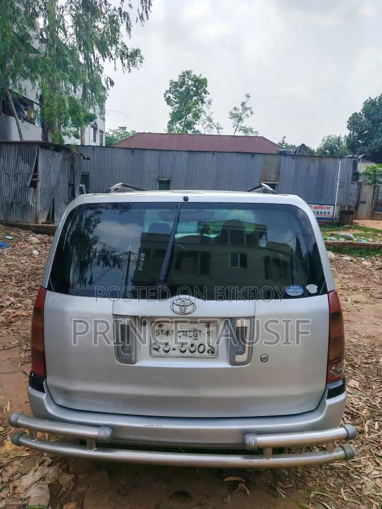 Toyota Succeed 2005