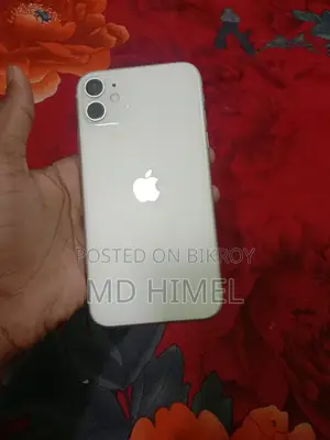 Apple iPhone 11 (Used)