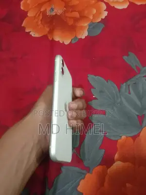 Apple iPhone 11 (Used)