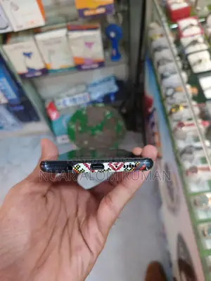 Samsung Galaxy A71 8-128 (Used)