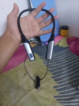 Recrsi Bluetooth Neckband Earphone | 15 Days Backup Good Condition