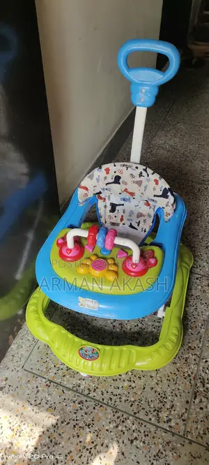 বেবি ওয়াকার