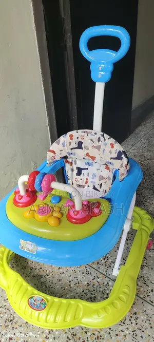 বেবি ওয়াকার