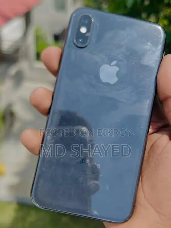 Apple iPhone XS (Used)