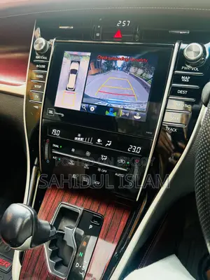 Toyota Harrier Advance Premium 2016