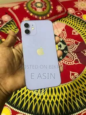 Apple iPhone 12 128GB (Used)