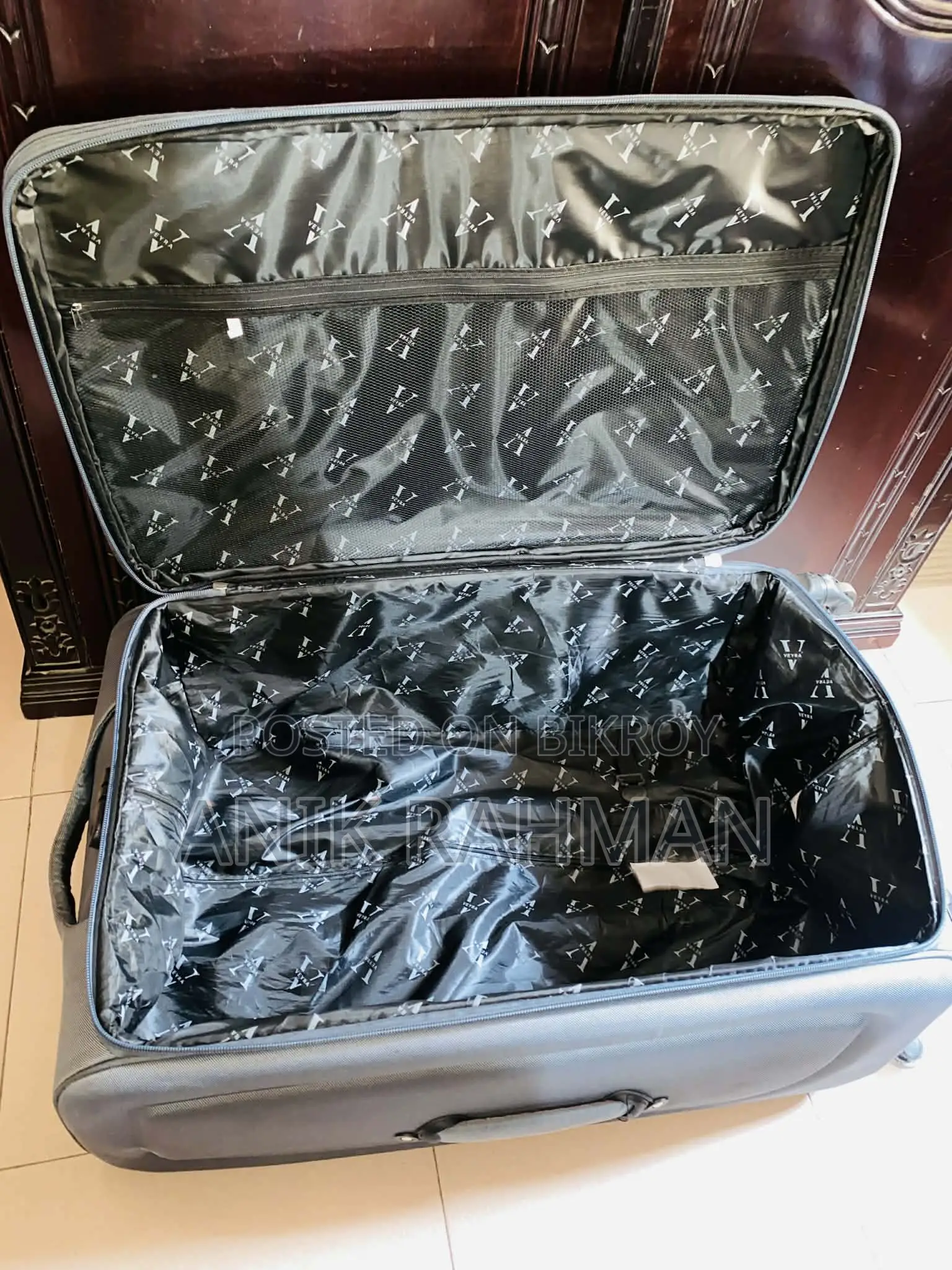 Luggage 31"