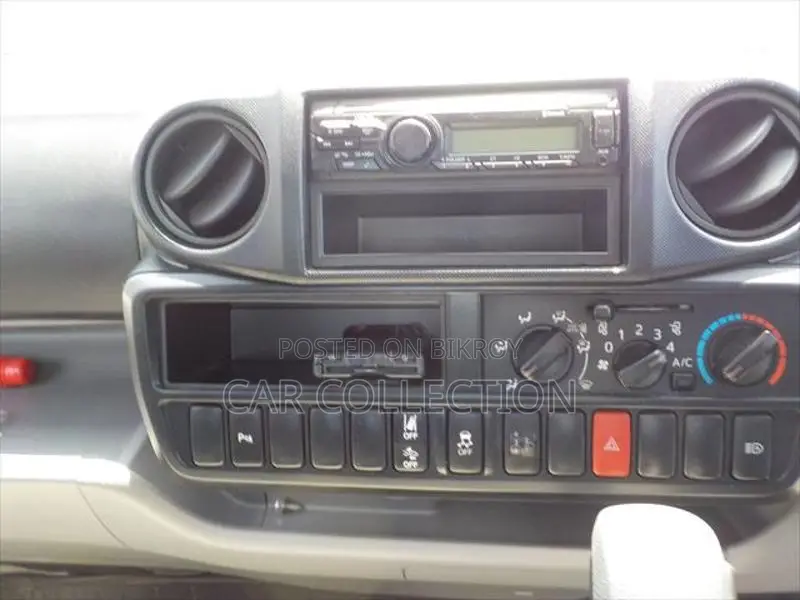 Toyota Dyna 1.5 ton 6 wheel 2023
