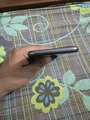 Apple iPhone 11 (Used)