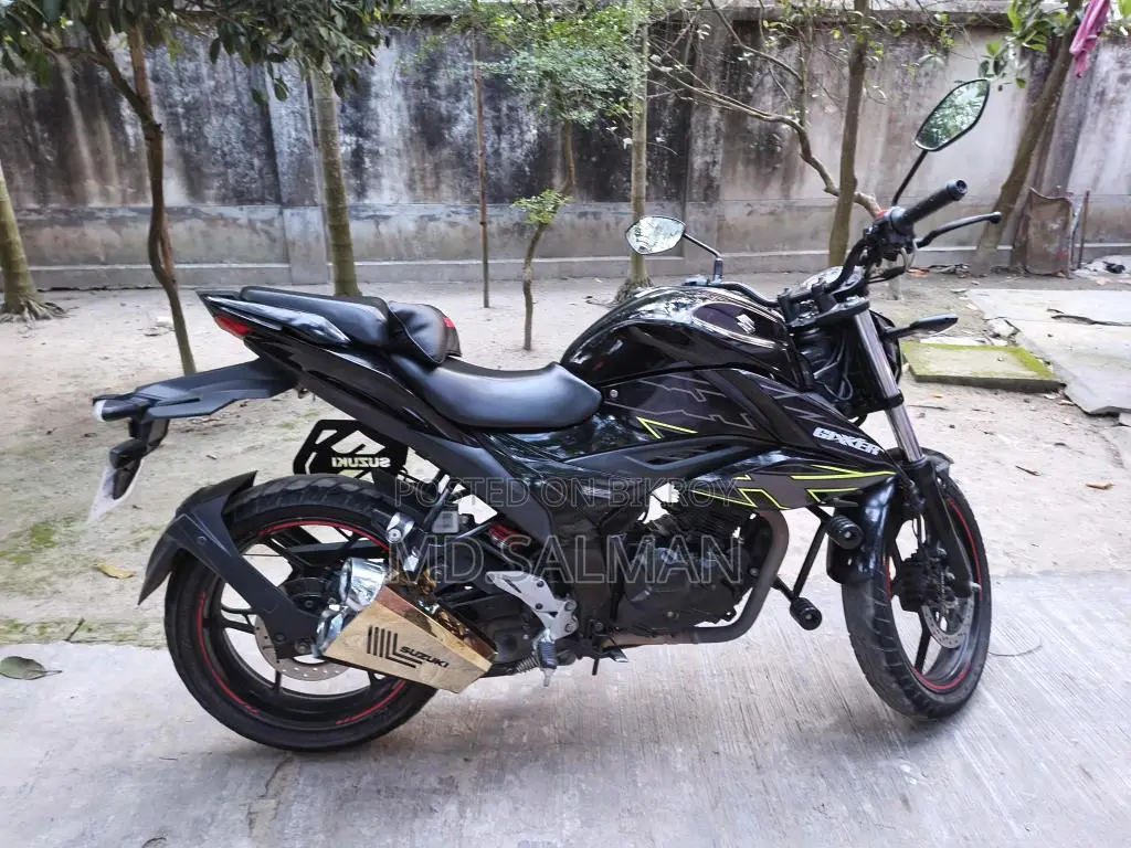 Suzuki Gixxer Fi ABS 2025 Black
