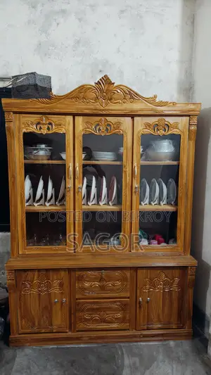 চিটাগং সেগুন কাঠের সোকেস