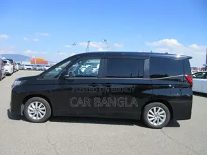 Toyota Noah G PKG 2022