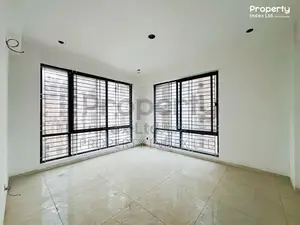 2118 sqft ready Apartment for Sale! at Bashundhara R/A