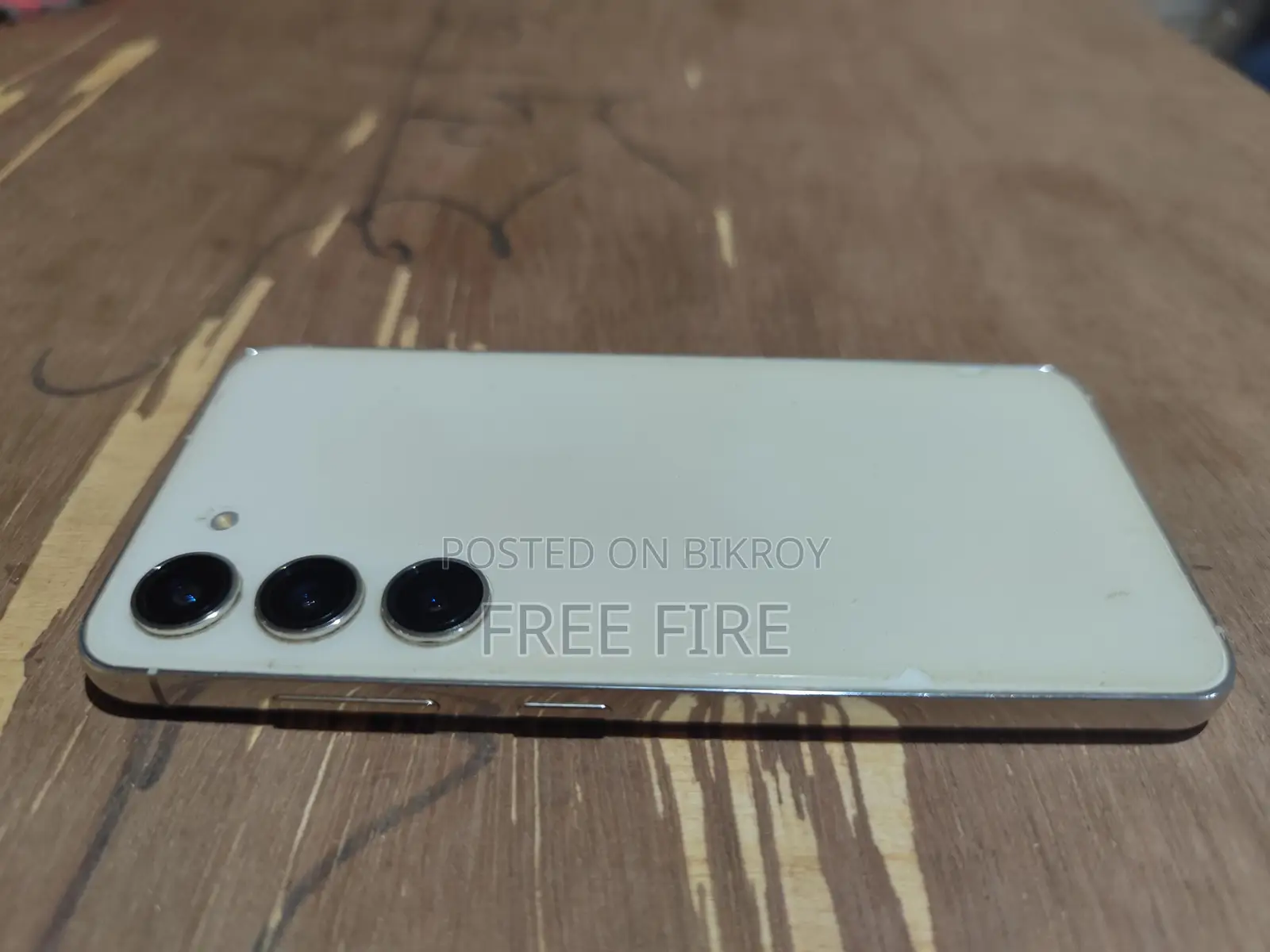 Samsung Galaxy S23 official (Used)