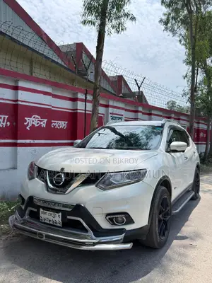 Nissan X-Trail 2015
