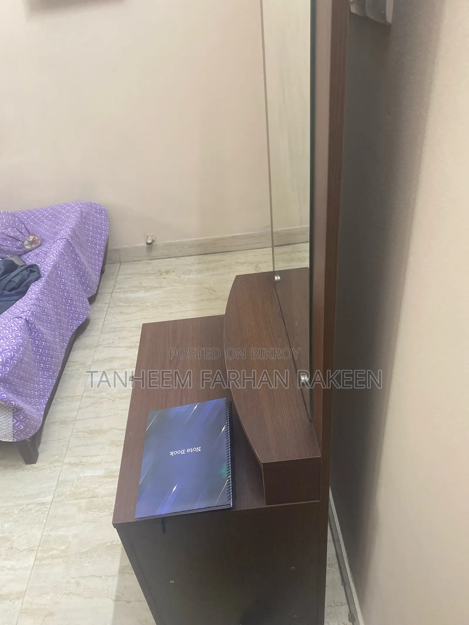 ড্রেসিং টেবিল বিক্রির জন্য