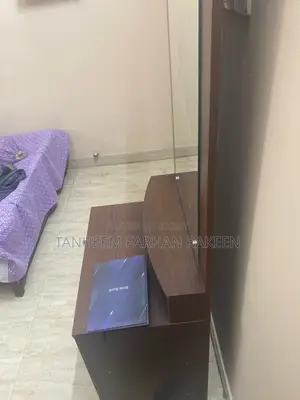ড্রেসিং টেবিল বিক্রির জন্য