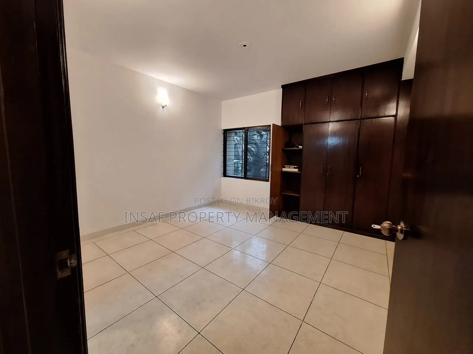 4-bedroom Apartment in Gulshan for Sale