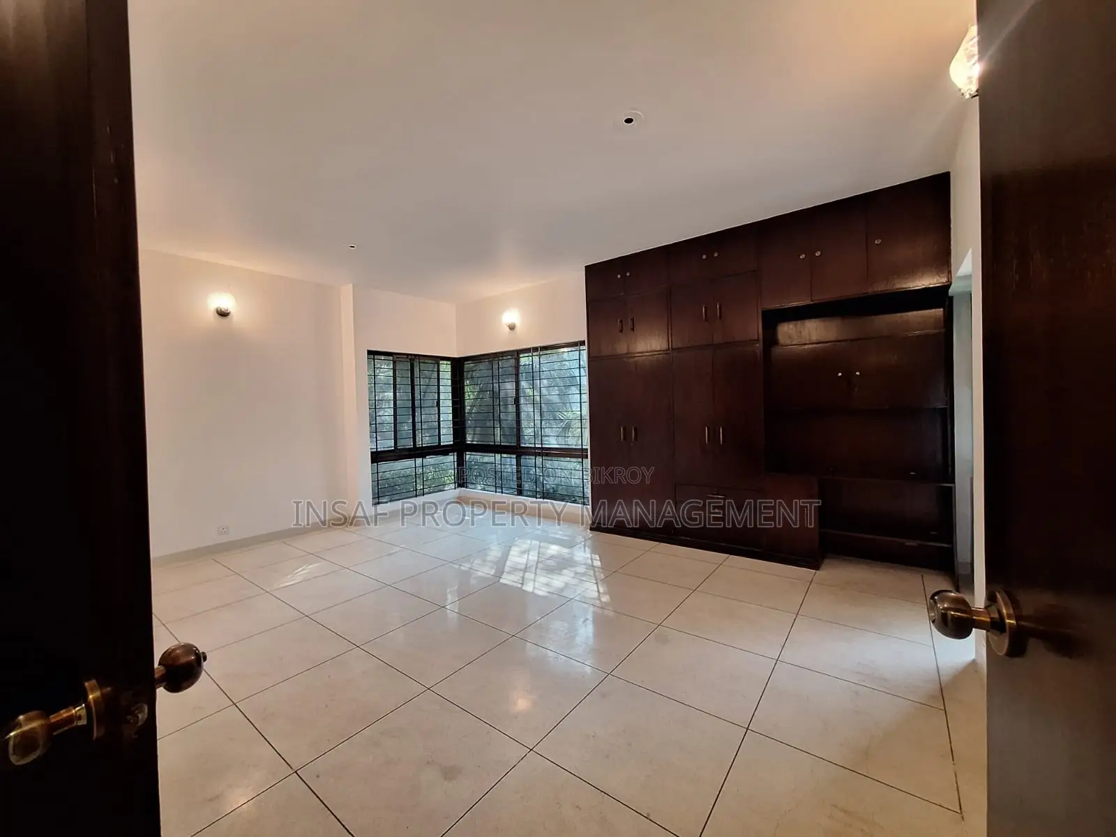 4-bedroom Apartment in Gulshan for Sale