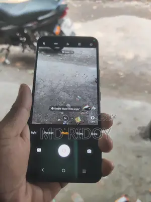 Vivo V20 SE . (Used)