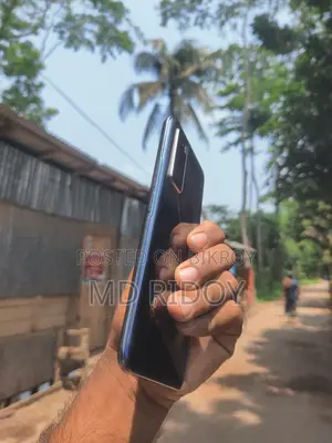Vivo V20 SE . (Used)