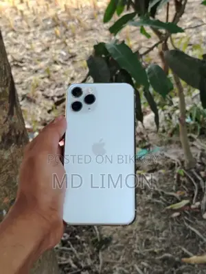Apple iPhone 11 full fresh (Used)