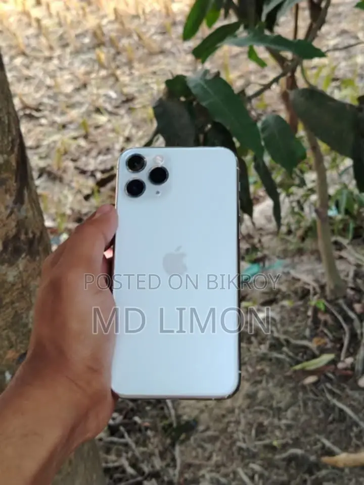 Apple iPhone 11 full fresh (Used)