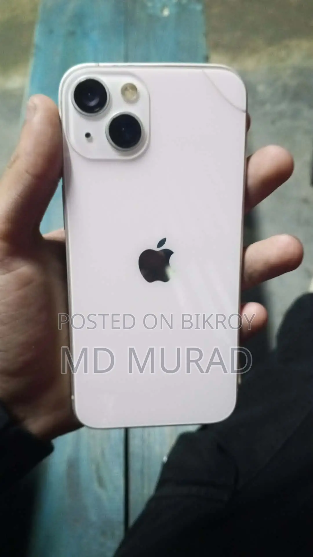 Apple iPhone 13 country lock (Used)