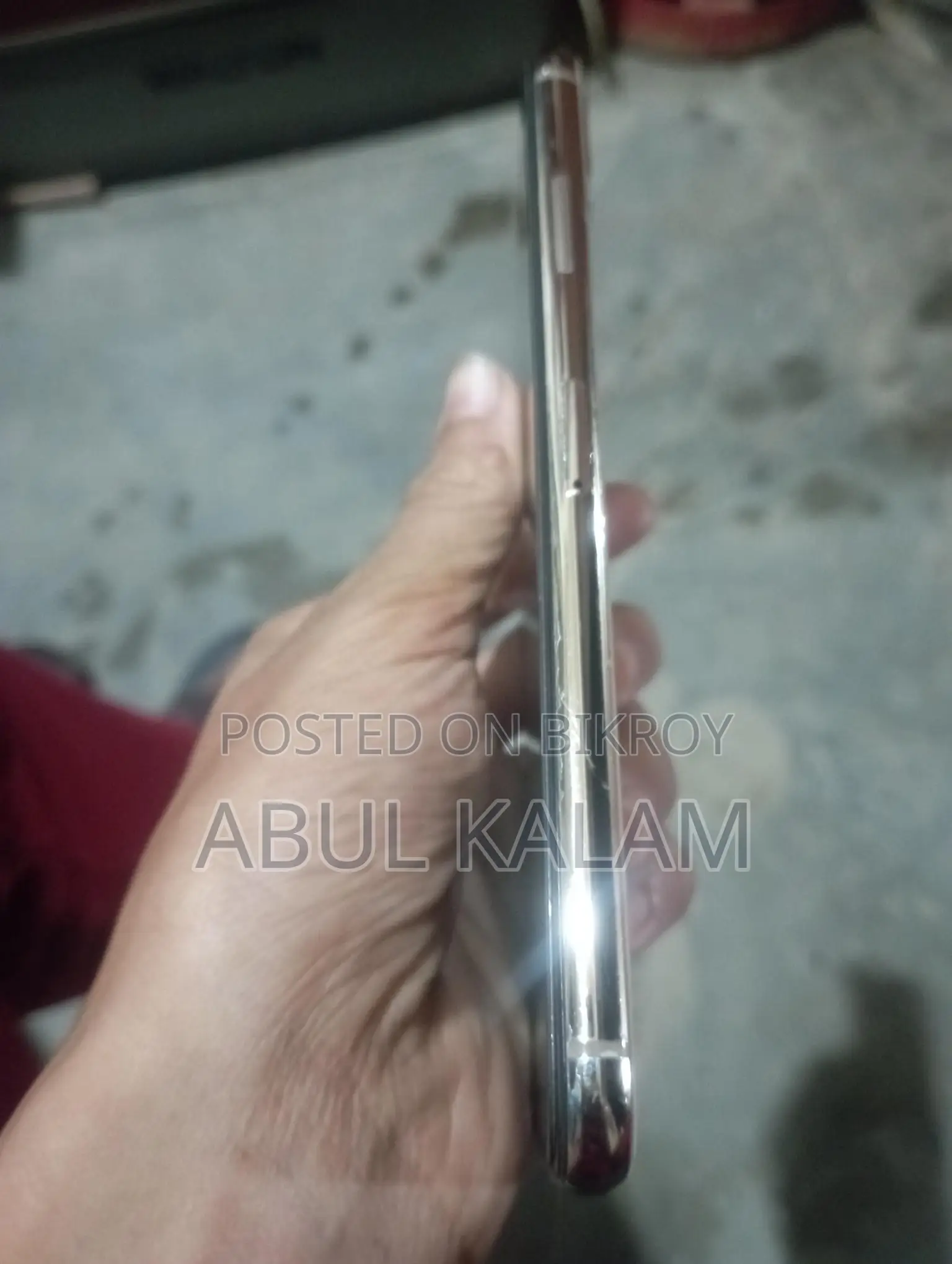 Apple iPhone XS Max Good Phone (Used)