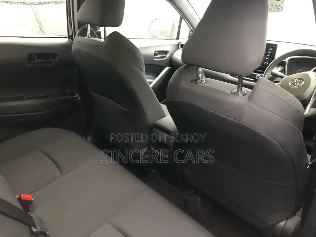 Toyota Corolla Cross G PKG HYBRID 2022